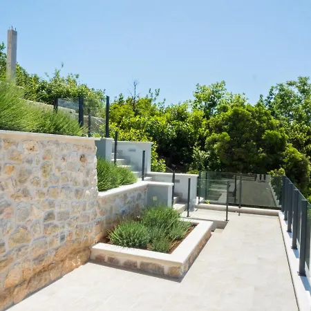 Apartman Bella Vista - *