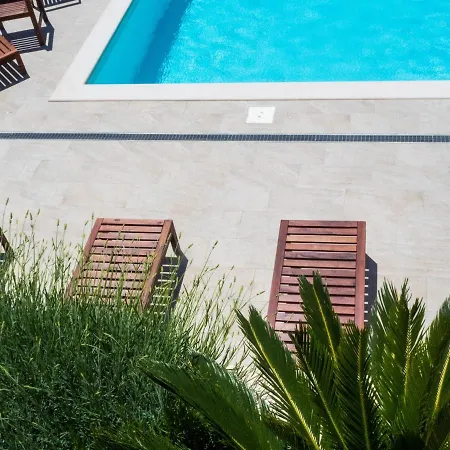 Bella Vista - * مْليني