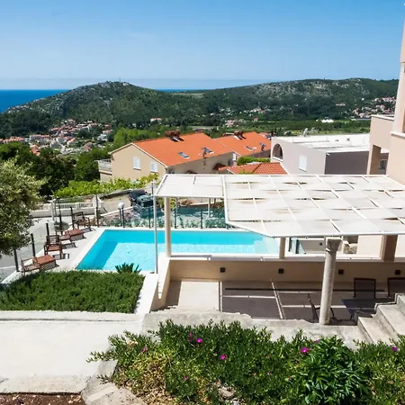 Bella Vista - مْليني